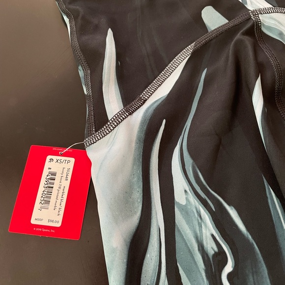 Brand new with tags Spanx leggings - Picture 6 of 6